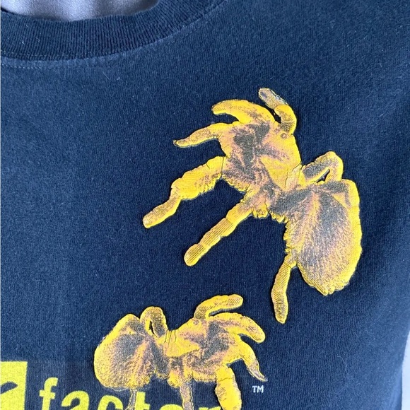 Vtg Y2K Fear Factor 2004 NBC Tarantula T-Shirt Sz S Joe Rogan TV Show All Over - Picture 3 of 5
